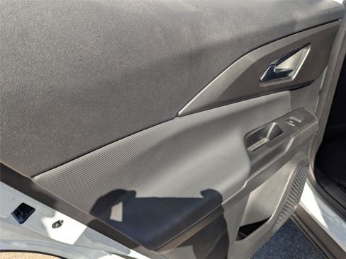 New 2026 Chevrolet Equinox EV LT image 11