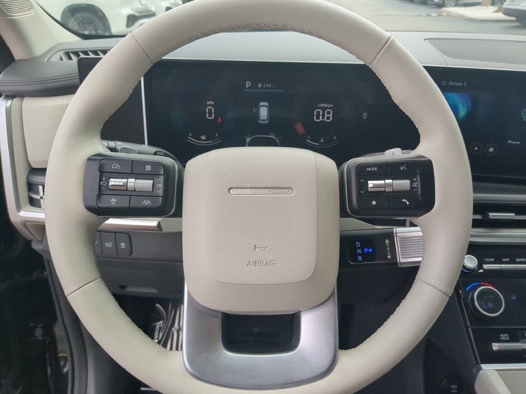 Used 2025 Hyundai Santa Fe SEL FWD image 27