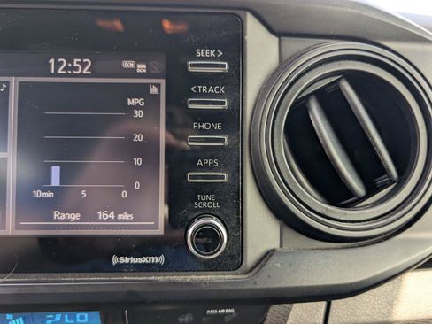 Used 2021 Toyota Tacoma 4x4 Double Cab image 21