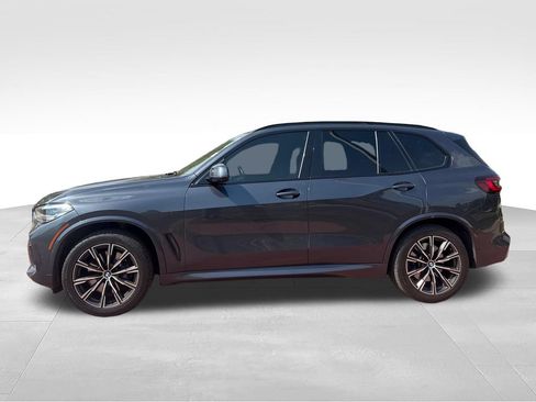 Used 2021 BMW X5 xDrive40i w/ M Sport Package AWD/4WD image 4