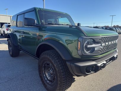 New 2025 Ford Bronco Badlands w/ Sasquatch Package