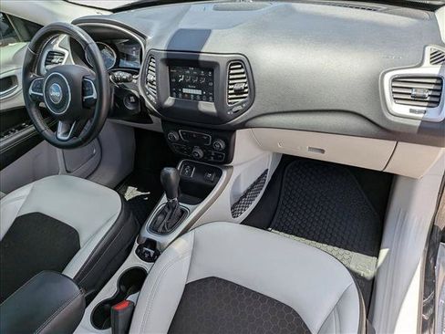 Used 2021 Jeep Compass Latitude w/ Convenience Group FWD image 21