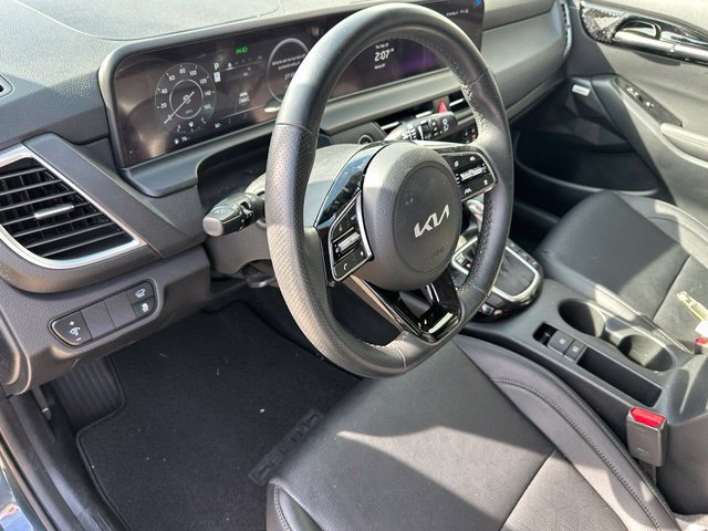 Used 2025 Kia Seltos SX AWD/4WD image 17