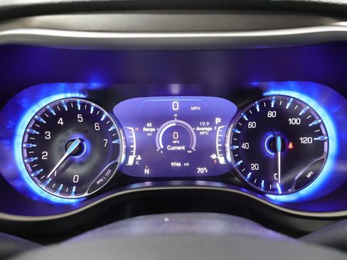 Used 2024 Chrysler Pacifica Touring-L w/ Road Tripper Package FWD image 36