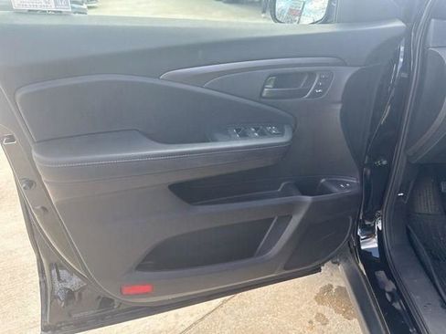 Used 2023 Honda Passport EX-L image 19