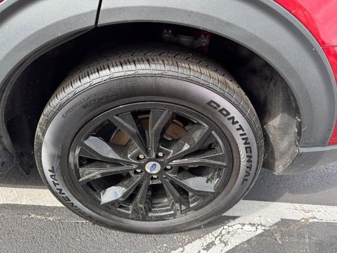 Used 2021 Ford Explorer Limited w/ Equipment Group 301A image 9