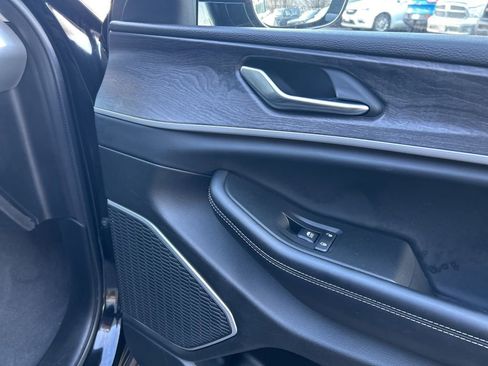 Used 2021 Jeep Grand Cherokee L Limited image 43