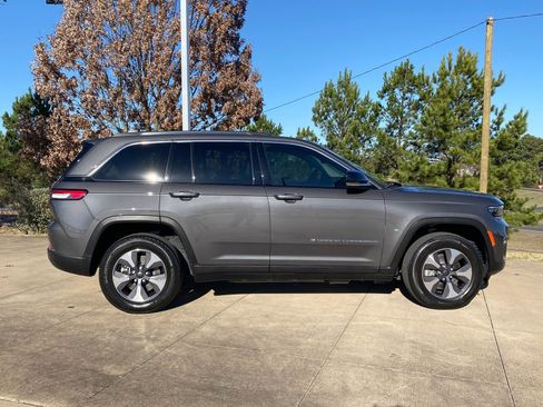 Used 2022 Jeep Grand Cherokee Limited 4xe image 7