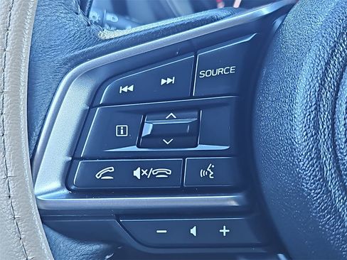 Certified 2023 Subaru Ascent Premium w/ Convenience Package image 18