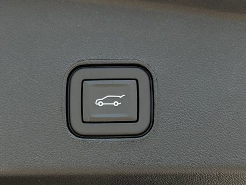 New 2026 Cadillac Lyriq V image 25