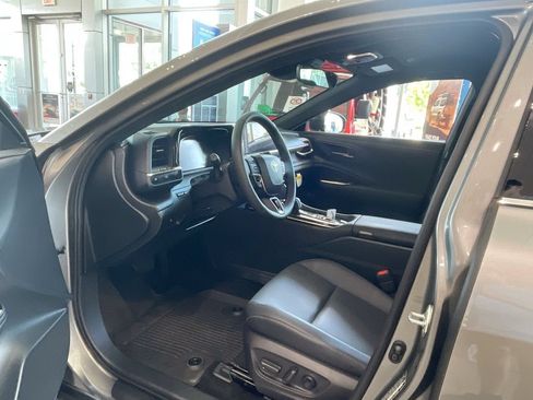 Used 2026 Toyota Crown AWD/4WD image 11