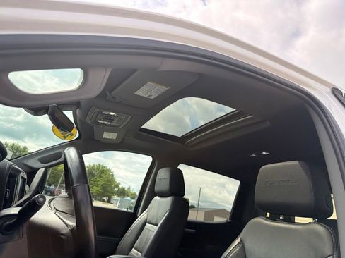 Used 2022 GMC Sierra 1500 Denali w/ Denali Reserve Package AWD/4WD image 13