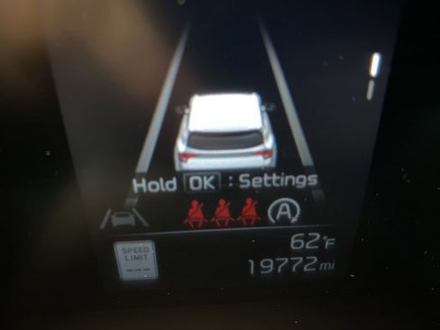 Used 2025 Kia Sportage LX AWD/4WD image 4