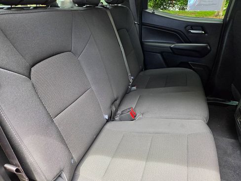 Used 2025 Chevrolet Colorado LT RWD image 11
