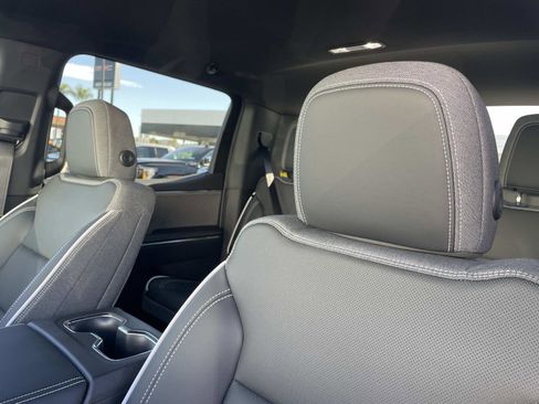 New 2026 GMC Sierra EV Elevation image 22