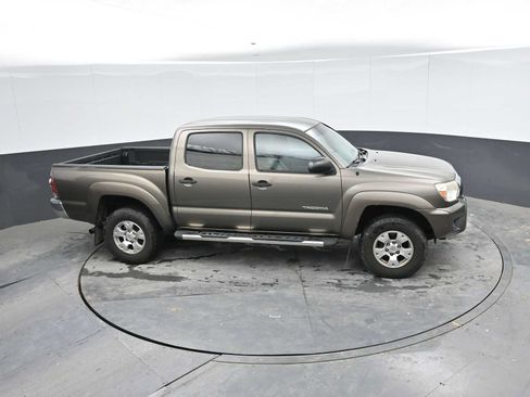 Used 2013 Toyota Tacoma PreRunner w/ SR5 Pkg RWD image 20