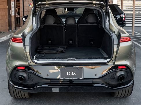 Used 2024 Aston Martin DBX AWD/4WD image 23