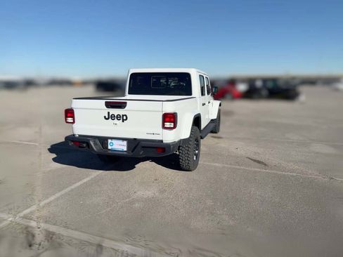 New 2026 Jeep Gladiator Sport image 11