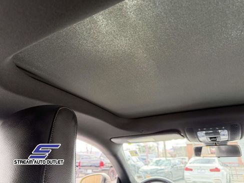 Used 2020 Mercedes-Benz CLA 250 image 24