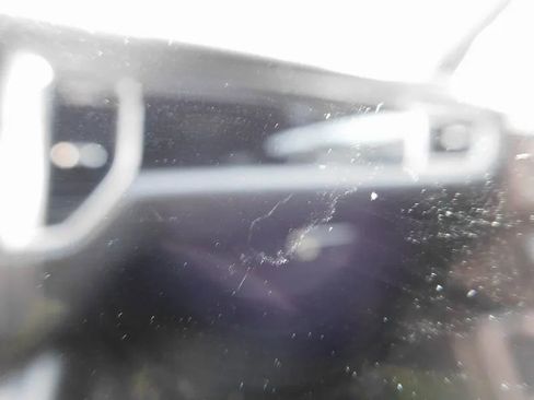 Used 2018 Porsche Macan Sport Edition image 32