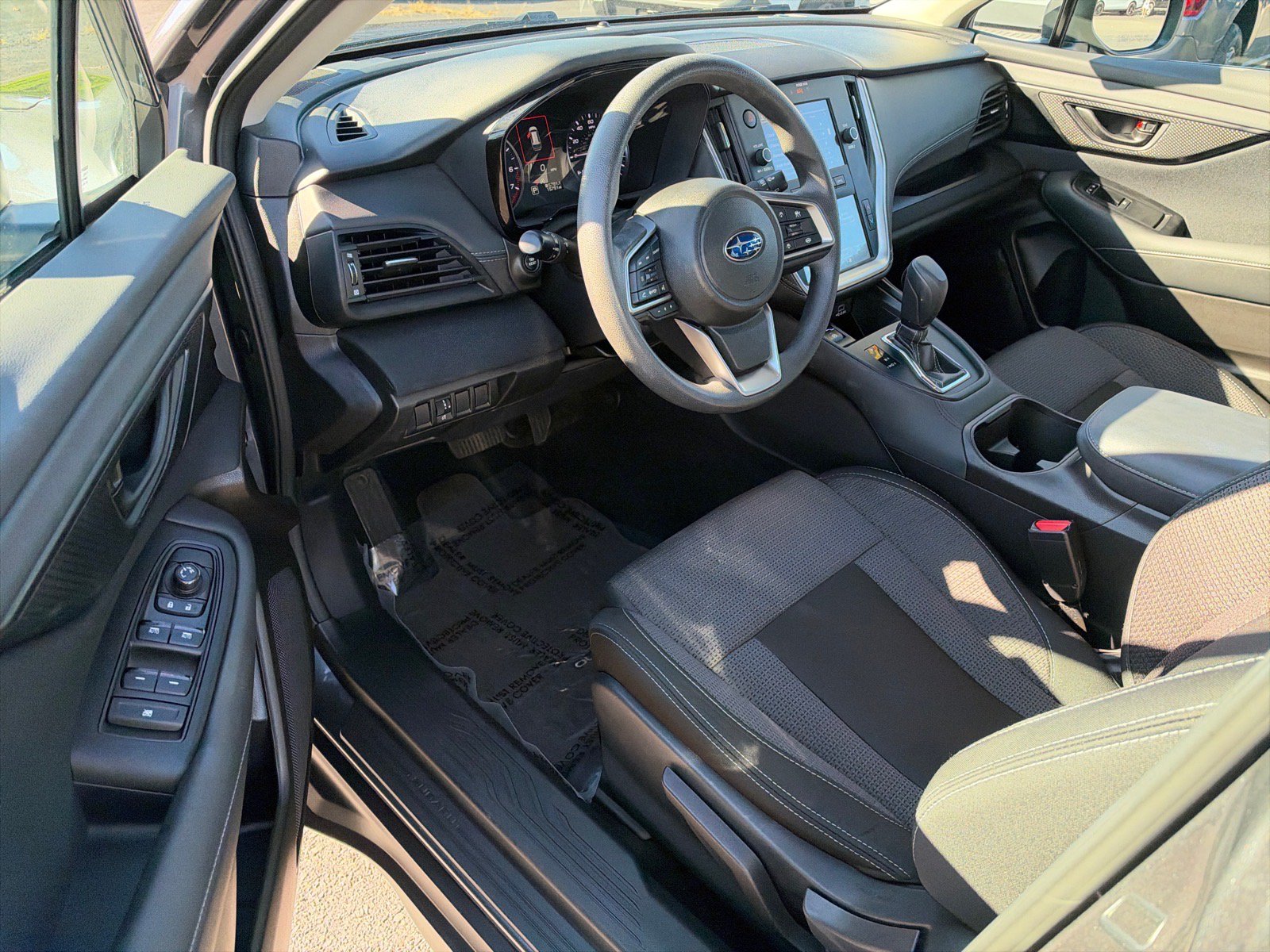 Used 2024 Subaru Outback AWD/4WD image 5