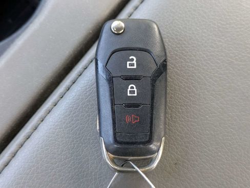 Used 2020 Ford F150 XL w/ Equipment Group 101A Mid RWD image 25