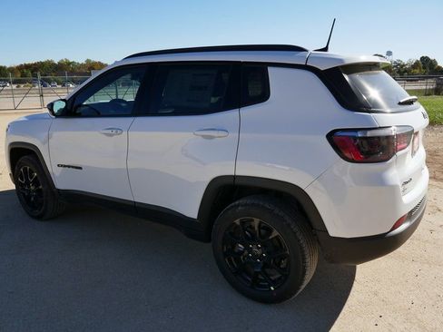 New 2026 Jeep Compass Latitude image 7
