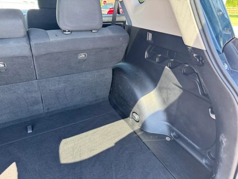 Used 2017 Toyota RAV4 XLE w/ Plus Special Value Package AWD/4WD image 30