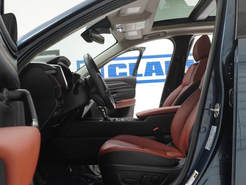 Used 2024 MAZDA CX-50 AWD 2.5 Turbo w/ Cargo Package image 16