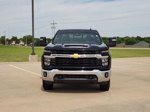 Used 2025 Chevrolet Silverado 2500 LT AWD/4WD image 7