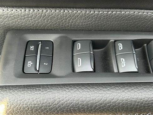 Used 2022 GMC Yukon Denali image 26