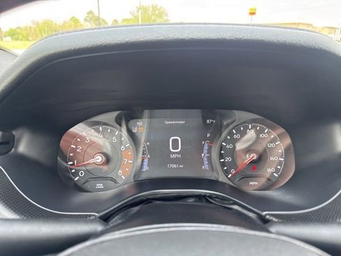 Used 2025 Jeep Compass Trailhawk AWD/4WD image 15