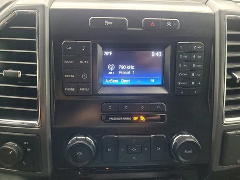 Used 2016 Ford F150 XLT image 25