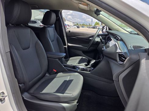 Certified 2022 Buick Encore GX Select w/ Sport Touring Package FWD image 18