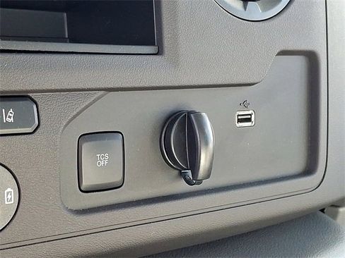 Used 2024 Ford E-450 and Econoline 450 Super Duty w/ Driver's Safety Package image 21