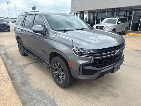 Used 2021 Chevrolet Tahoe Z71 w/ Luxury Package AWD/4WD image 7