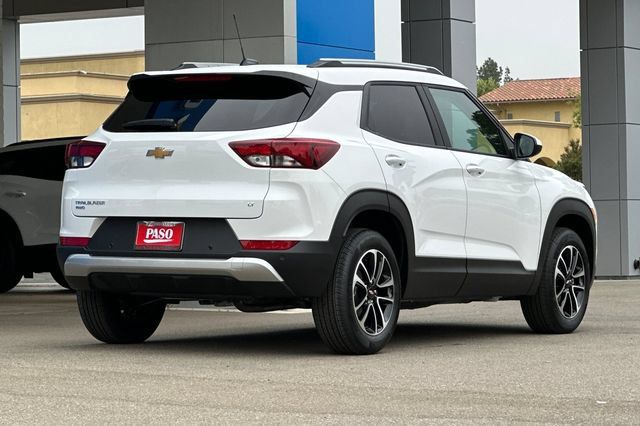 New 2026 Chevrolet TrailBlazer LT w/ Convenience Package AWD/4WD image 6