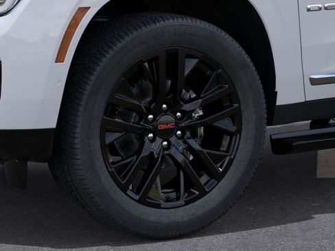 New 2026 GMC Yukon XL Denali w/ Sun & Power Step Package AWD/4WD image 9