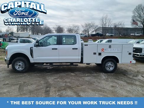 New 2026 Ford F250 XL w/ XL Chrome Package image 2