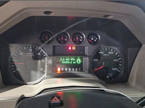 Used 2009 Ford F350 XL AWD/4WD image 4