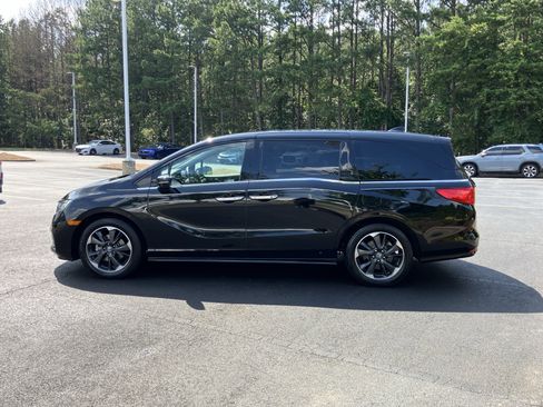 Used 2024 Honda Odyssey Elite image 7