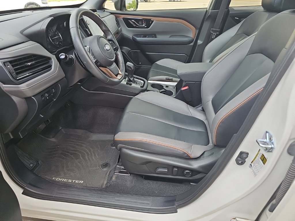 Used 2025 Subaru Forester Sport AWD/4WD image 17