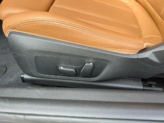 Used 2024 BMW 230i xDrive Coupe w/ Convenience Package AWD/4WD image 53