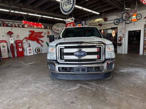 Used 2016 Ford F250 XLT image 8