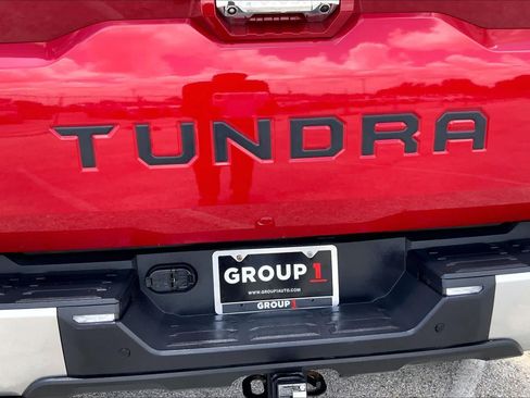 Used 2024 Toyota Tundra Limited w/ Power Package AWD/4WD image 10