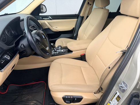 Used 2017 BMW X3 xDrive28i image 12