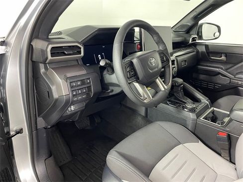 Used 2025 Toyota Tacoma TRD Off-Road w/ TRD Off Road Upgrade Package image 3