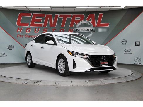 New 2025 Nissan Sentra S image 1