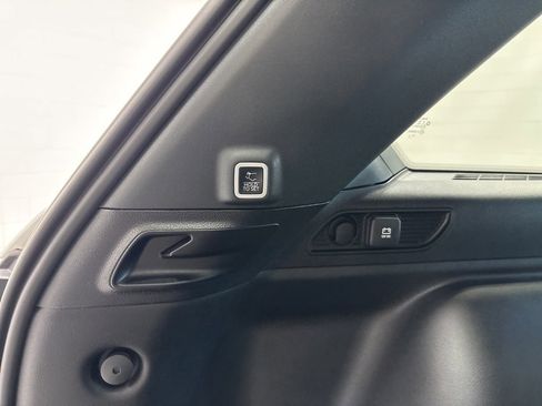 Used 2024 Jeep Grand Cherokee Limited w/ Black Appearance Package image 42