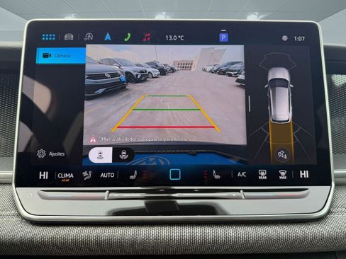 Used 2025 Volkswagen Tiguan S image 26